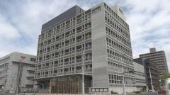 駐車場の車を蹴るなどして傷をつけた疑いで40代の男を逮捕 「記憶にない」と容疑否認【高知】のイメージ画像