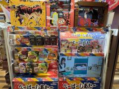 紙1枚でアニメ名シーンを再現渋谷で人気の立体アート「ペーパーシアター」海外観光客が感動