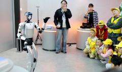 メーデー5連休、子供を対象にしたロボット関連研学キャンプが人気に―中国