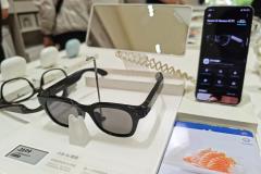 SFの世界を現実にするスマートグラス、中国で人気に