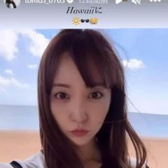板野友美、夫とのハワイ優勝旅行に賛否の声「美男美女な夫婦」「目立ちたい？」