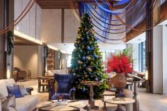 デュシタニ京都、ロビーには日本とタイの結びつきをイメージしたクリスマスツリーを設置