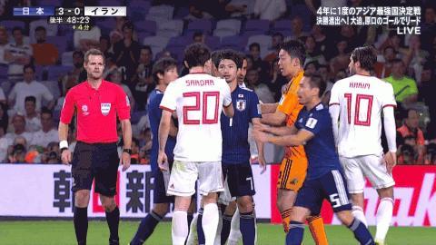 119羽交い締めに サッカーアジア杯 日本対イラン戦で両軍入り乱れる乱闘騒動 爆サイ Com九州版