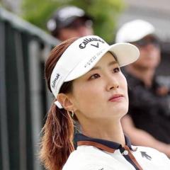 フライデーされた女子ゴルファーが緊急投稿！「まるで見られていたかのよう」追跡に困惑
