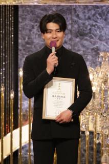 SixTONES森本慎太郎「日アカ」新人俳優賞受賞で堂々スピーチ「また胸を張ってここに帰ってこれるように」