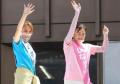 今井絵理子、生稲晃子両参院議員、議..