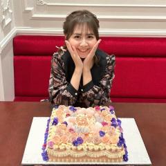 元AKB48佐藤すみれ、娘とピューロランド満喫 顔出し2ショットに「2人とも可愛すぎ」「癒やされる」の声