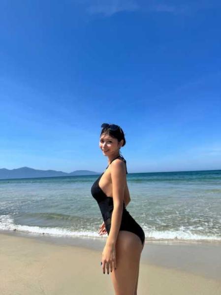山田あい、海辺で魅せた美ボディ際立つ水着姿を披露「刺激が強過ぎる...」「魅力的」