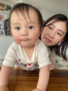 極楽とんぼ山本、生後９カ月愛娘への愛あるツッコミに反響