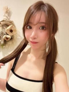 「BreakingDown」注目美女・海里、胸元穴開きワンピで色気放出「ため息出るほどの美しさ」と反響