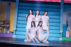 ILLIT、日本で初ファンコンサート開催 サプライズゲストとコラボ・松浦亜弥＆西野カナらJ-POPカバーも