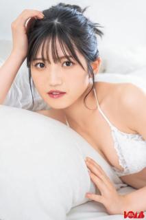 AKB48村山彩希、ビキニで美バスト披露 “おとぎ話の世界”表現＜独占カットあり＞