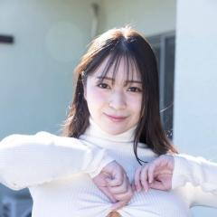 破格のダイナマイトボディー再び…楠エマ、圧倒的な存在感と25歳の色香で魅了のイメージ画像