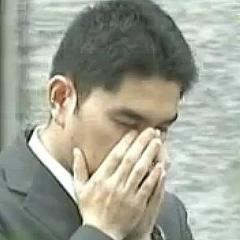 仮釈放中の元警官、痴漢で逮捕