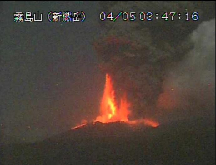 新燃岳 未明に爆発あいつぐ 3月以来最高の噴煙上昇5000ｍ!