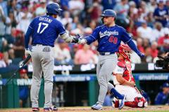 ドジャースが2カード連続勝ち越し マンシー連夜の決勝弾＆ラッシングも本塁打含む3打点 大谷翔平は4打数無安打1四球のイメージ画像