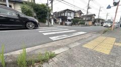 横断歩道を横断中の女性が車にはねられる 搬送時意識ありも現在は意識不明の重体 ひき逃げ事件として捜査 埼玉・富士見市のイメージ画像