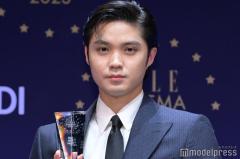 磯村勇斗、2023年は“俳優人生の節目” 来年は「スタート地点に立ったような気持ちで歩んでいきたい」