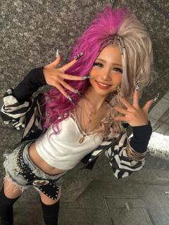小学生ギャルゆなち、個性際立つ新ヘア披露「奇抜でかっこいい」「さすが」の声