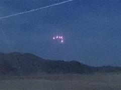 米軍基地にUFOが出現！ 「照明弾ではない」 数十人が目撃、映像が撮影される！のイメージ画像