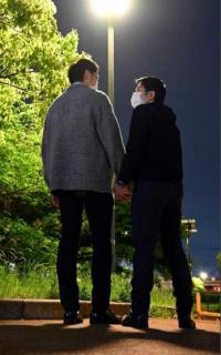 「手をつなげるのは夜だけ」…ゲイのカップル、社会の拒絶に拭えぬ不安のイメージ画像