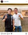 皇治、まさかの大物俳優と「飯」！異色ツーショットにファン騒然