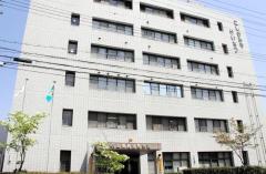 夫婦げんかに駆けつけた警官殴った疑い、53歳会社員の男逮捕 酒に酔い自宅玄関で 西宮のイメージ画像