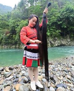 女性たちの長い髪で人気観光地となったヤオ族の集落―中国のイメージ画像