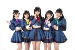 ティーンインフルエンサーアイドル・O2、CDメジャー発売を記念し大須商店街に等身大の顔ぬきパネルが登場