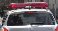 「お前は関係ない。うるさいったい」20歳の女を49歳男性警察官の腹を蹴った疑いで逮捕　女はタクシー運転手と支払いめぐりトラブルか