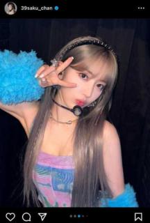LE SSERAFIM・宮脇咲良、大量のオフショット＆プライベートショット公開にファン歓喜