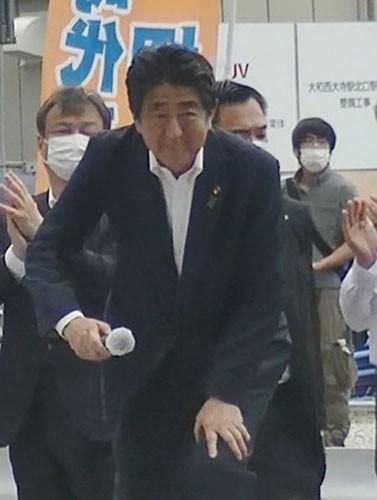 【訃報】安倍元首相、銃撃され死亡 元海自隊員の41歳男逮捕「安倍元首相への政治信条への恨みでやったわけではない」・奈良