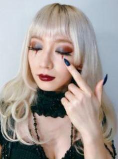 吉岡里帆 胸の谷間にドキッ うっとり瞳を閉じ ホリック 女郎蜘蛛メイクを披露 芸能ニュース掲示板 22レス 爆サイ Com東海版