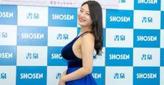 “美腹筋”で話題のグラビアアイドル風吹ケイ、1st写真集「幕開」がランキング1位に輝く！影山優佳、本郷柚巴らもランクイン