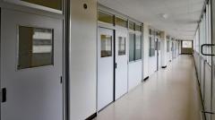 またも氷河期世代が取り残されるのか…教員の「奨学金返還免除制度」復活に不満の声のイメージ画像