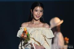 “令和の峰不二子”阿部なつき、ビキニ姿で豊満バスト披露「セクシー」「くびれ綺麗すぎ」の声のイメージ画像