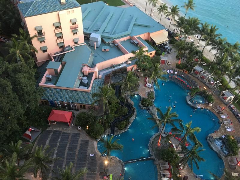 シェラトンワイキキのプールのイメージ画像