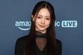 TWICEツウィ、へそ出しルックで圧巻美くびれ披露「綺麗すぎ」「スタイル抜群」の声