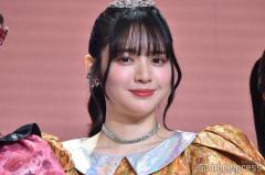 FRUITS ZIPPER鎮西寿々歌、印象ガラリのデコ出しヘアに熱視線「ビジュ天才」「透明感すごい」