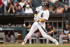 村上宗隆が均衡破る決勝タイムリー 前日の30号から2戦連続先制打 ホワイトソックス2桁得点で同地区カード勝ち越しのイメージ画像