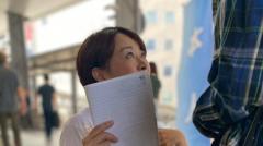 山尾志桜里候補が演説中に遭遇した小5「政治家に求めるもの」は「女性天皇と選択的夫婦別姓」 ツッコミ殺到のイメージ画像