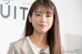 岡副麻希、1歳娘とドイツへ 顔出し動..