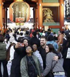 被害はむしろ中国側か 中国政府の訪日自粛要請1カ月 事前決済主流で踏み倒し回避成功のイメージ画像