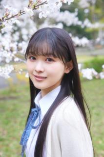 櫻坂46四期生の撮り下ろし写真&手書きプロフィール公開！第五弾は山川宇衣