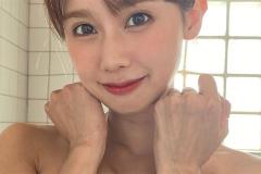 相原美咲、危険すぎる「むぎゅ」