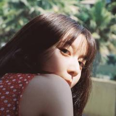 上白石萌歌(25)、メモリアルな写真集『charm charm』6月発売決定「自分らしさを詰め込みました」
