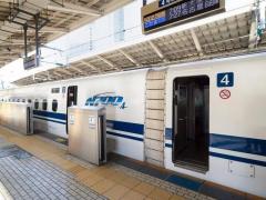 「開けろよ。ふざけんな」と絶叫、駅員に掴みかかろうとして…「新幹線に乗り遅れた」50代男性の末路のイメージ画像