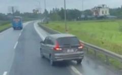 【事件】高速道路で車を後退させた女性運転手に3500万VNDの罰金