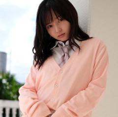 “ちっぱいグラドル”西永彩奈、制服マニアにはたまらないお宝映像も
