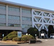 水戸の百貨店元社長が詐欺否認 コロナ雇調金不正、初公判で